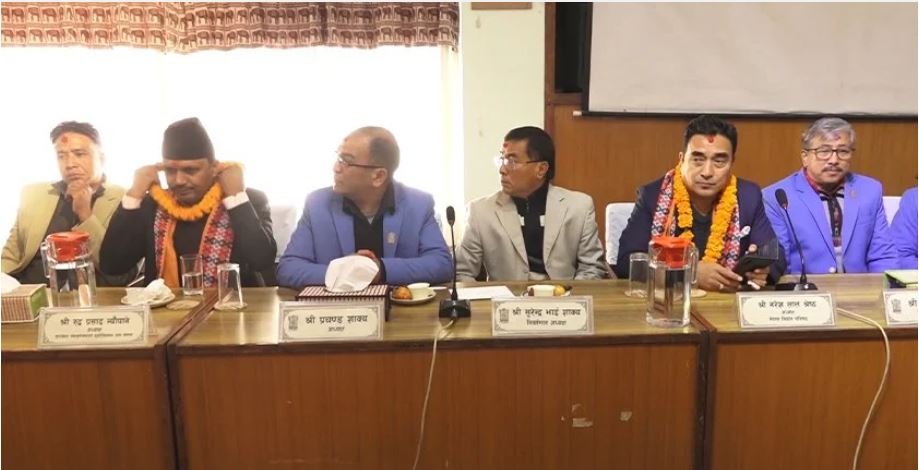 Read more about the article व्यापार घाटा घटाउन ५ वर्षमा १५ खर्ब बजेट छुट्याउन सुझाव