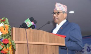 Read more about the article चालु वर्ष आर्थिक वृद्धिदरमा सुधार हुन्छ : गभर्नर