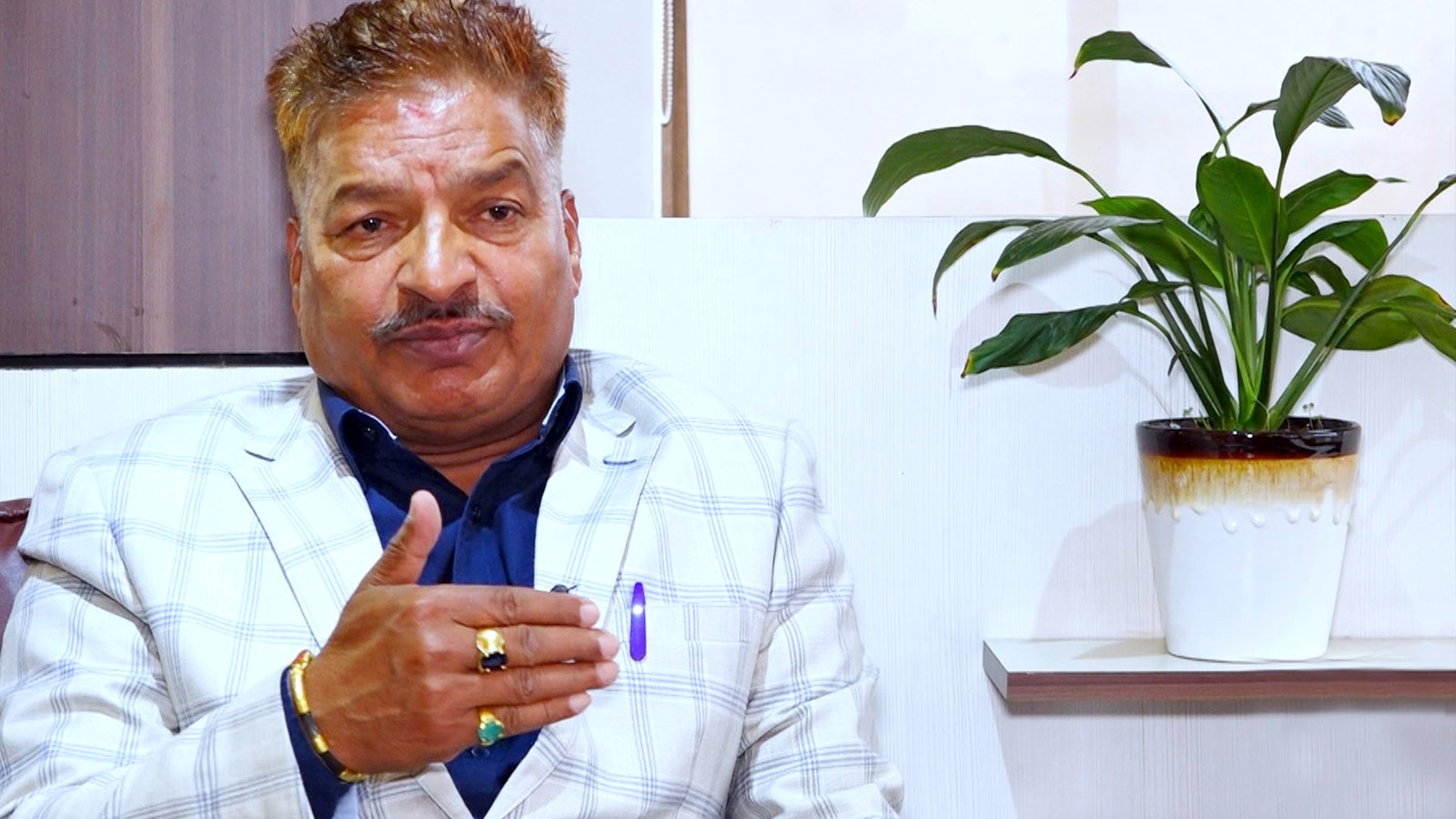 Read more about the article सहकारी अपचलन प्रकरणमा पूर्वडीआइजी छबिलाल जोशी पक्राउ