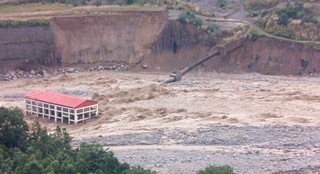 Read more about the article १६ वटा जलविद्युत् आयोजनामा क्षति, ११ सय मेगावाट विद्युत अवरुद्ध