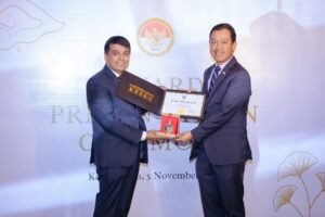 Read more about the article नेपाल उद्योग वाणिज्य महासंघका अध्यक्ष चन्द्रप्रसाद ढकाल इन्डोनेसिया सरकारबाट सम्मानित