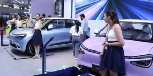 Read more about the article अटाे लाेनमा बैंक तथा वित्तीय संस्थाहरूकाे हाेडबाजी